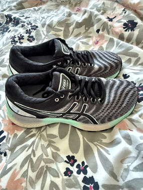 ASICS Women's GEL-Nimbus Lite Running Shoes Black Mint 5.5 NW0T